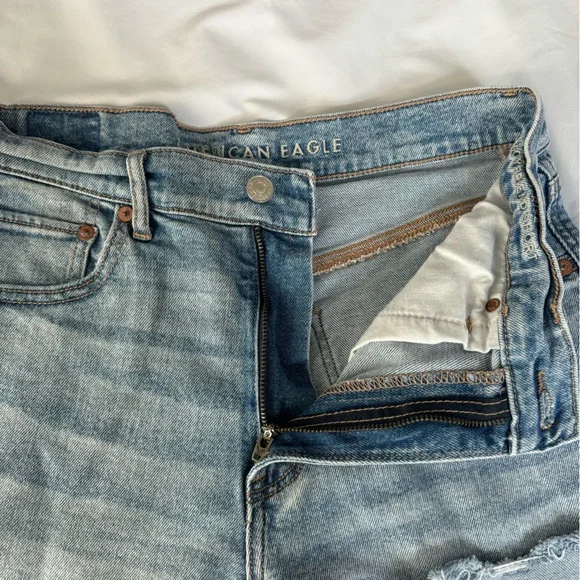 American Eagle size 8 denim highest rise 90s boyfriend stretch short - Picture 3 of 5